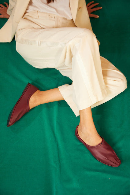 Layain - Burgundy Date