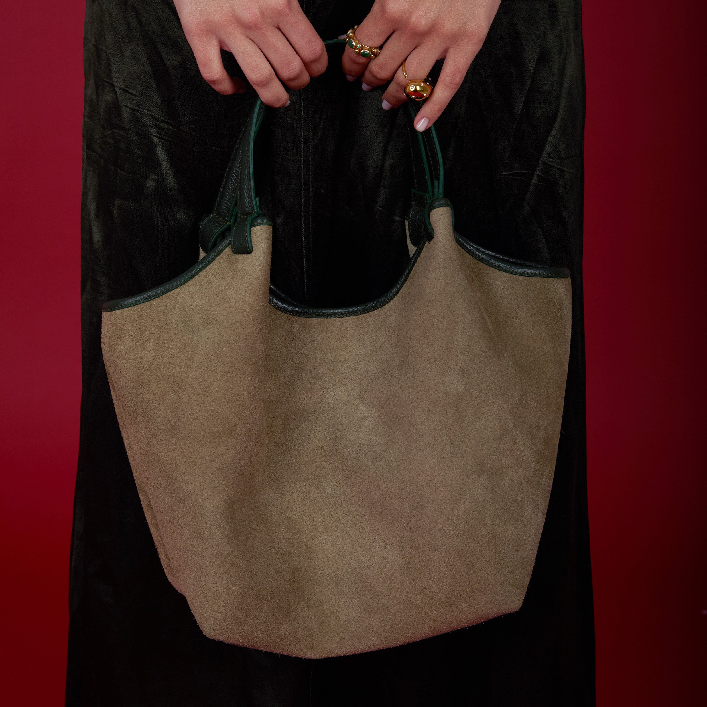 Sahra Tote – Olive Suede