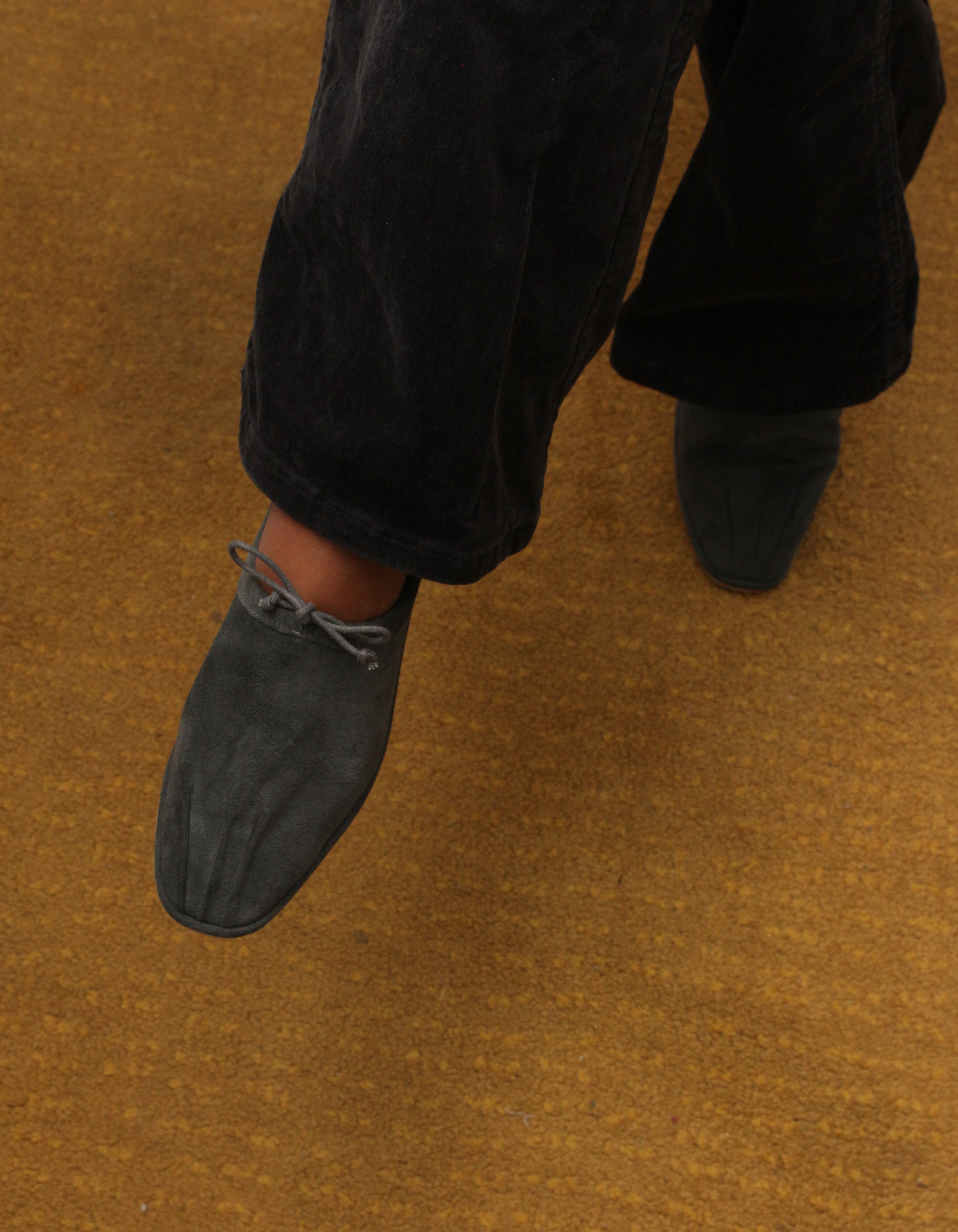 Layain - Suede Shadow